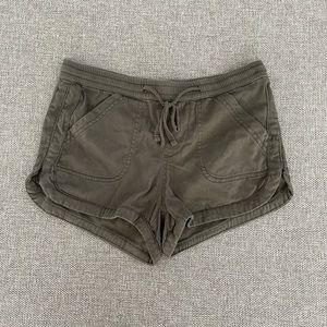 Juniors' Unionbay Maribeth Sateen Shorts